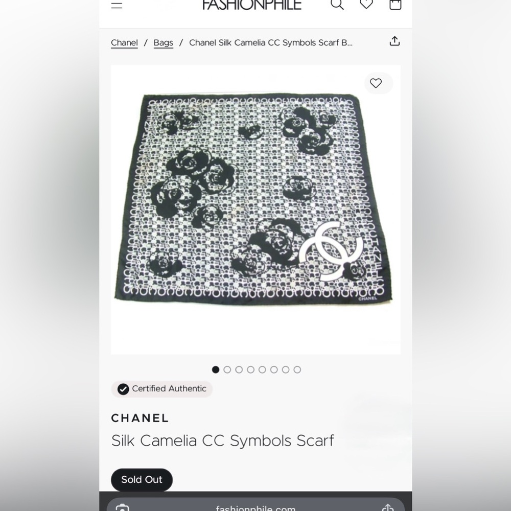 CHANEL camelia square silk scarf - Picture 3 of 12